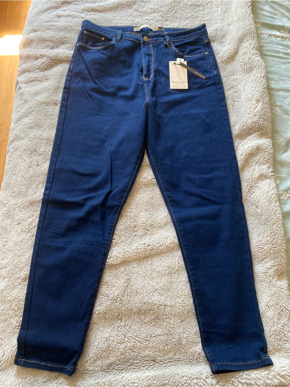 NWT Women’s High-Rise Skinny Jeans in Dark Blue